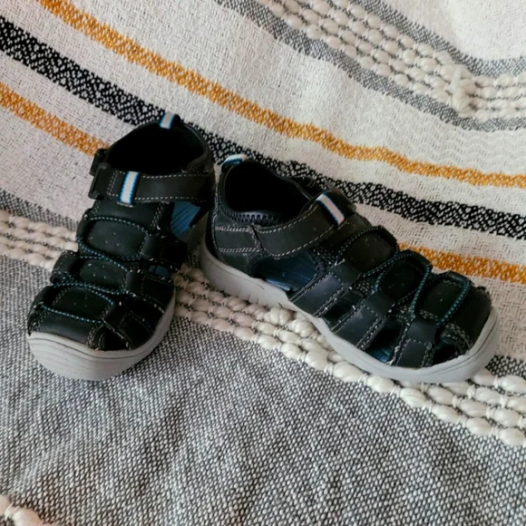 Toddler boy sandals - Picture 1 of 4
